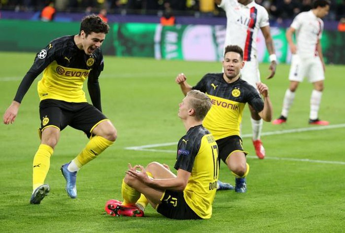 Lập cú đúp vào lưới PSG, Haaland thiết lập kỉ lục vô tiền khoáng hậu tại Champions League Lập cú đúp vào lưới PSG, Haaland thiết lập kỉ lục vô tiền khoáng hậu tại Champions League