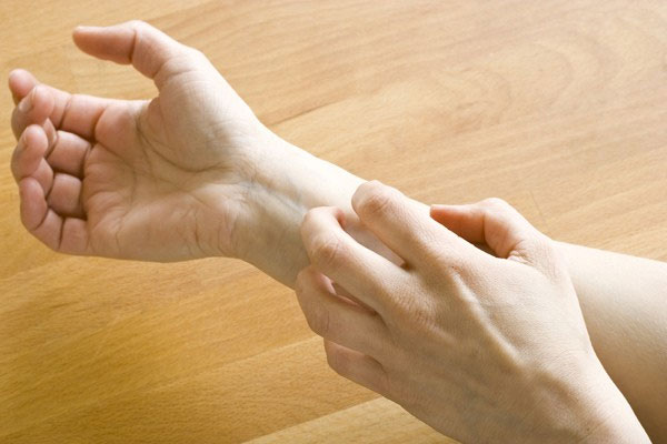 Vì sao khi gãi lại hết ngứa? Vì sao khi gãi lại hết ngứa?