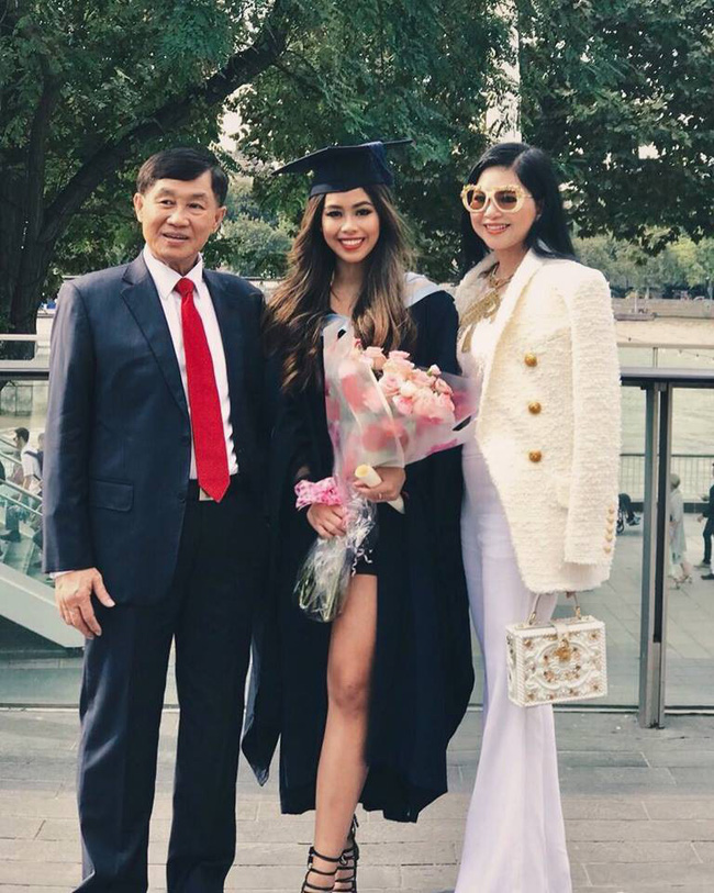 3 cặp mẹ con châu Á trẻ đẹp khiến ai cũng nhầm là chị em, đại diện Việt Nam là nhân vật 'sừng sỏ' nổi tiếng mạng xã hội - 18 3 cặp mẹ con châu Á trẻ đẹp khiến ai cũng nhầm là chị em, đại diện Việt Nam là nhân vật 'sừng sỏ' nổi tiếng mạng xã hội - 18