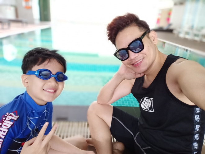 MC Hồng Phúc: 'Đột nhiên, bác sĩ bảo tôi phải báo tin cho vợ ra nhìn mặt con lần cuối!' - 1 MC Hồng Phúc: 'Đột nhiên, bác sĩ bảo tôi phải báo tin cho vợ ra nhìn mặt con lần cuối!' - 1