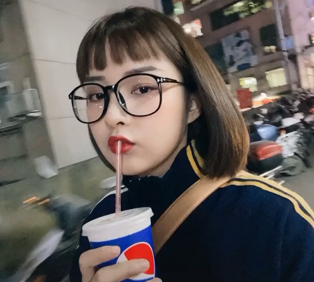 Đóa Nhi - gái xinh bị thả thính từng làm mưa làm gió MXH: Nhan sắc lên hương nhưng lại bị fan nam unfollow, lý do không mấy bất ngờ - 8 Đóa Nhi - gái xinh bị thả thính từng làm mưa làm gió MXH: Nhan sắc lên hương nhưng lại bị fan nam unfollow, lý do không mấy bất ngờ - 8