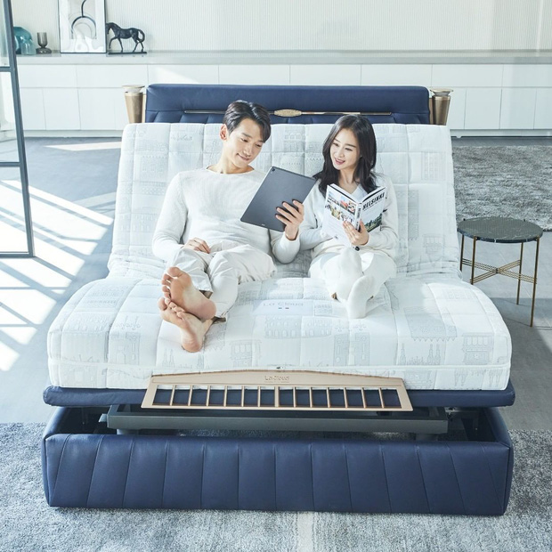 Bất ngờ với nhan sắc thật của Bi Rain - Kim Tae Hee trong tiệc thôi nôi con gái thứ 2 - 2 Bất ngờ với nhan sắc thật của Bi Rain - Kim Tae Hee trong tiệc thôi nôi con gái thứ 2 - 2