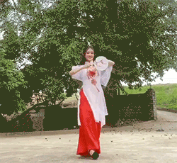 Dân mạng 'sốt xình xịch' với clip dance cover 'Mang chủng' của nữ sinh Hưng Yên: Từ động tác, thần thái đến ngoại hình đều không chê vào đâu được - 3 Dân mạng 'sốt xình xịch' với clip dance cover 'Mang chủng' của nữ sinh Hưng Yên: Từ động tác, thần thái đến ngoại hình đều không chê vào đâu được - 3