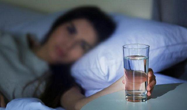 Uống nước vào 4 thời điểm này còn tốt hơn trăm viên thuốc bổ, ngăn ngừa tắc mạch máu - 2 Uống nước vào 4 thời điểm này còn tốt hơn trăm viên thuốc bổ, ngăn ngừa tắc mạch máu - 2