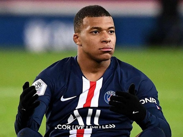 Mbappe lỡ buổi tập của PSG vì dính triệu chứng COVID-19