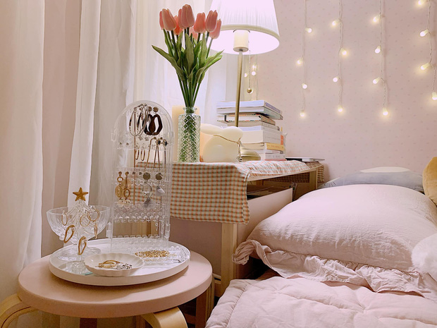 Chi 15 triệu để tân trang lại phòng trọ cũ kỹ, nữ sinh khiến dân tình 'lác mắt' với căn phòng màu hồng trong mơ - 5 Chi 15 triệu để tân trang lại phòng trọ cũ kỹ, nữ sinh khiến dân tình 'lác mắt' với căn phòng màu hồng trong mơ - 5