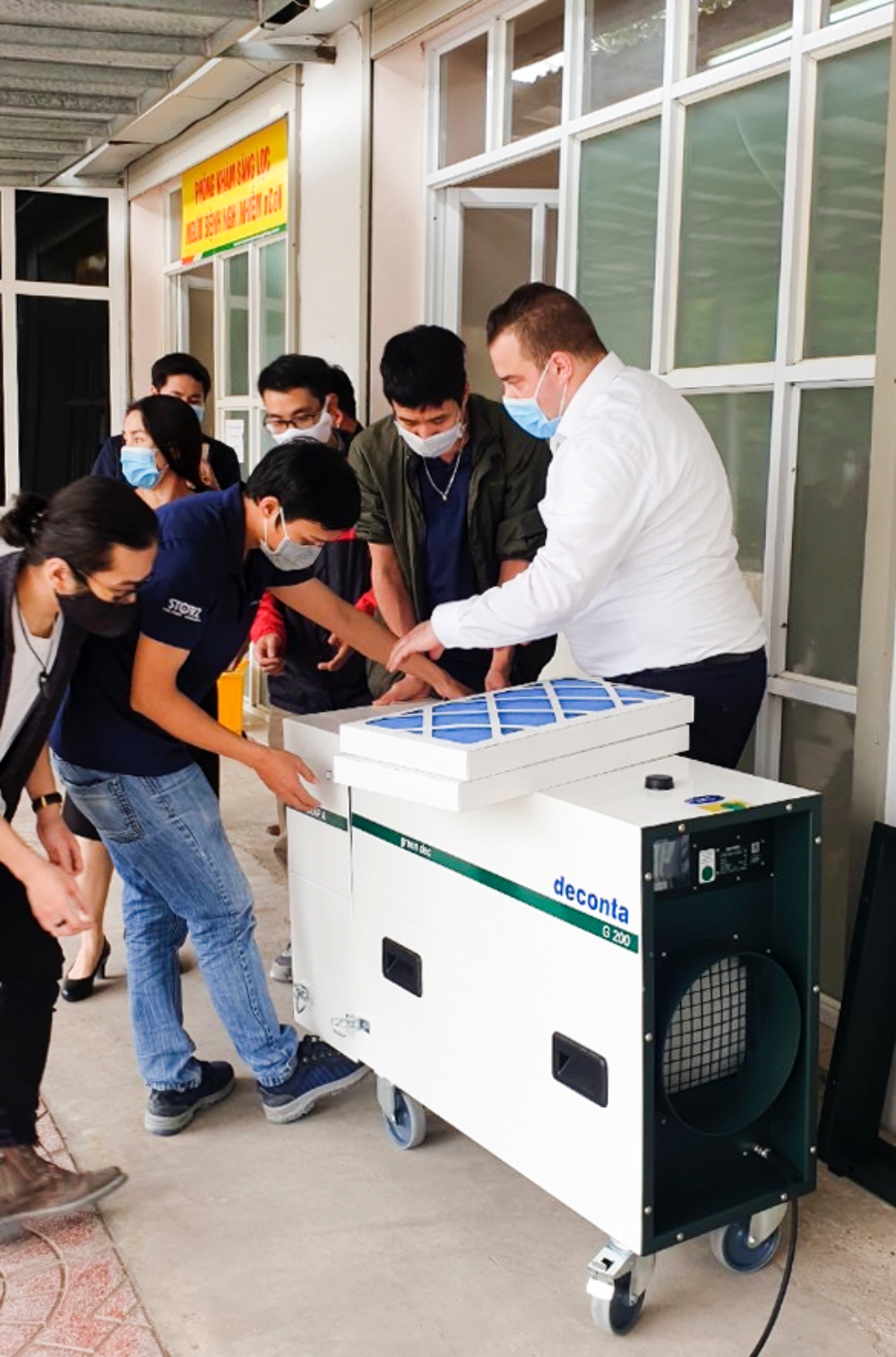 Sao Việt đầu tiên quyên góp phòng chống dịch Covid-19: Hà Anh Tuấn tài trợ mọi thiết bị để thiết lập 3 phòng áp lực âm cách ly, tổng chi phí lên tới gần 2 tỷ đồng - 2 Sao Việt đầu tiên quyên góp phòng chống dịch Covid-19: Hà Anh Tuấn tài trợ mọi thiết bị để thiết lập 3 phòng áp lực âm cách ly, tổng chi phí lên tới gần 2 tỷ đồng - 2