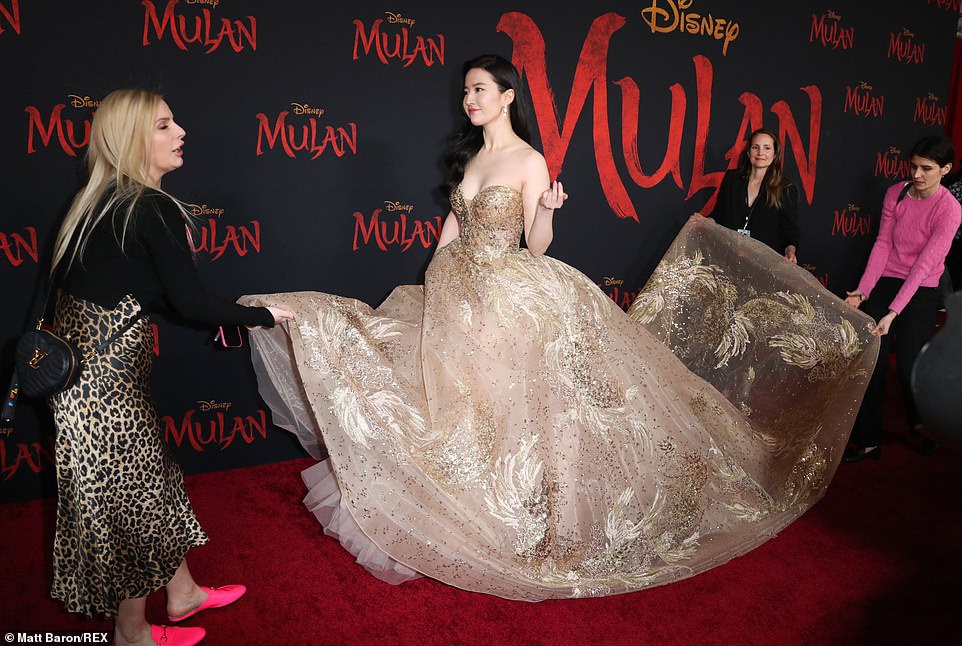 Lưu Diệc Phi chật vật đi tìm vai diễn gây ấn tượng với khán giả sau thời nổi danh với các bộ phim chuyển thể từ tiểu thuyết kiếm hiệp Kim Dung.