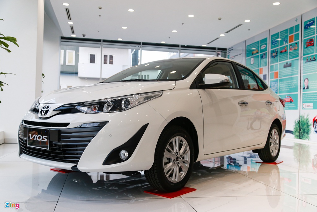 Sedan hạng B cho gia đình - chọn Toyota Vios hay Mazda2? Sedan hạng B cho gia đình - chọn Toyota Vios hay Mazda2?