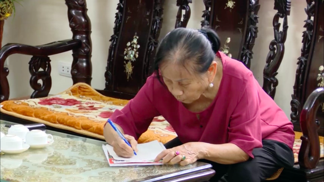 Những bác sĩ về hưu viết đơn tình nguyện tham gia phòng chống COVID-19 - 1 Những bác sĩ về hưu viết đơn tình nguyện tham gia phòng chống COVID-19 - 1