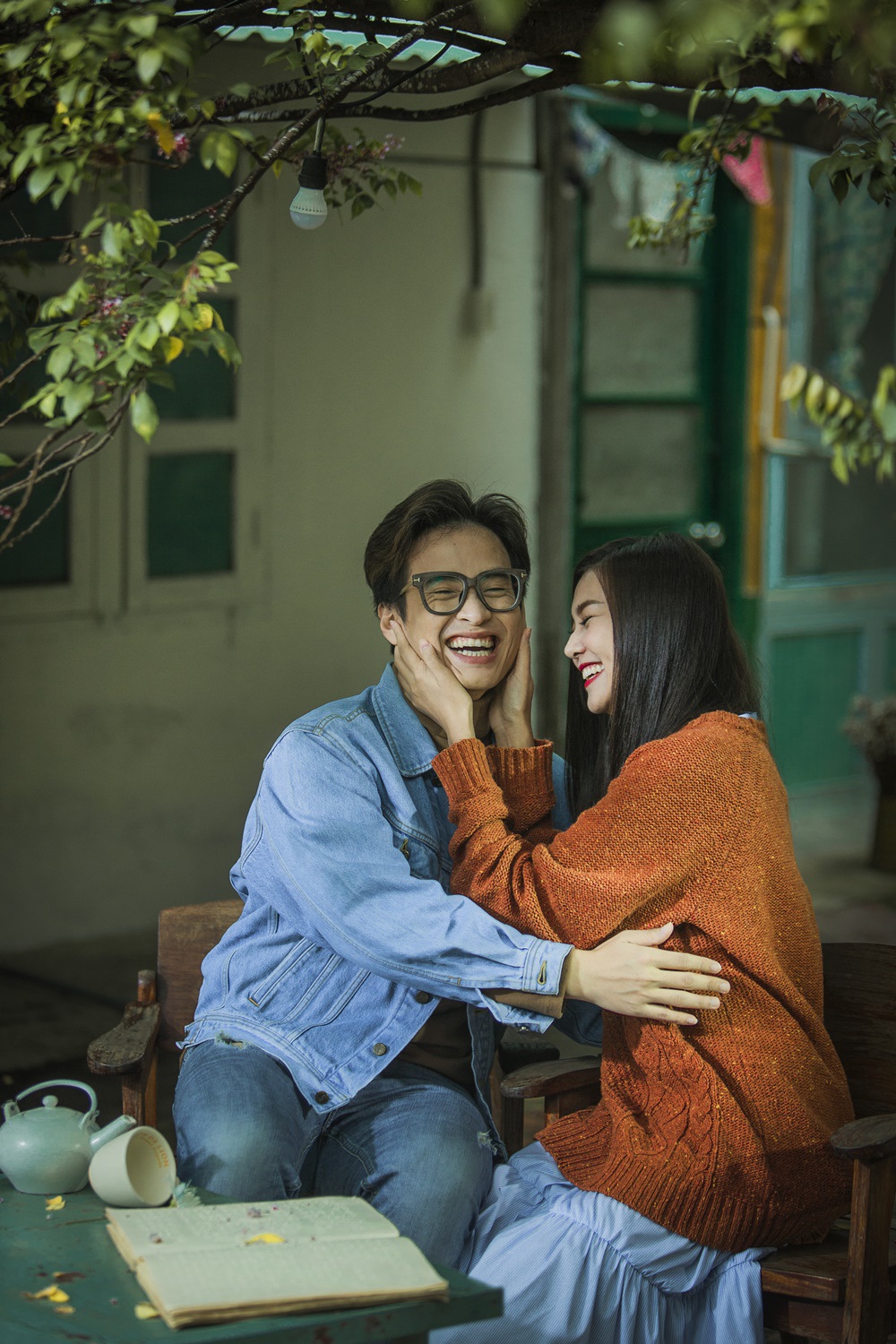 Hà Anh Tuấn: Chàng thiếu gia thứ thiệt của showbiz, đời tư kín kẽ nhưng một khi đã vướng tin đồn tình ái thì chỉ toàn 'yêu' đại mỹ nhân - 10 Hà Anh Tuấn: Chàng thiếu gia thứ thiệt của showbiz, đời tư kín kẽ nhưng một khi đã vướng tin đồn tình ái thì chỉ toàn 'yêu' đại mỹ nhân - 10