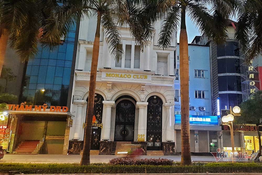 Hình ảnh quán cà phê, nhà hàng, quán karaoke...sau quyết định của TP Hà Nội - 1 Hình ảnh quán cà phê, nhà hàng, quán karaoke...sau quyết định của TP Hà Nội - 1