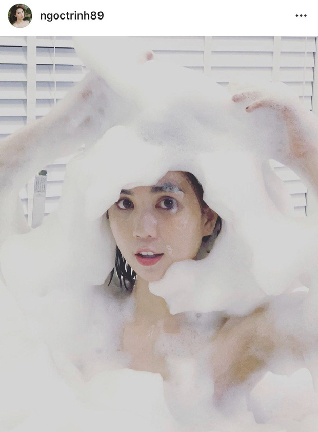 Chán sexy hở bạo, Ngọc Trinh ngày càng 'hồi teen' với gương mặt 'hack tuổi' cùng phong cách cute phô mai que Chán sexy hở bạo, Ngọc Trinh ngày càng 'hồi teen' với gương mặt 'hack tuổi' cùng phong cách cute phô mai que