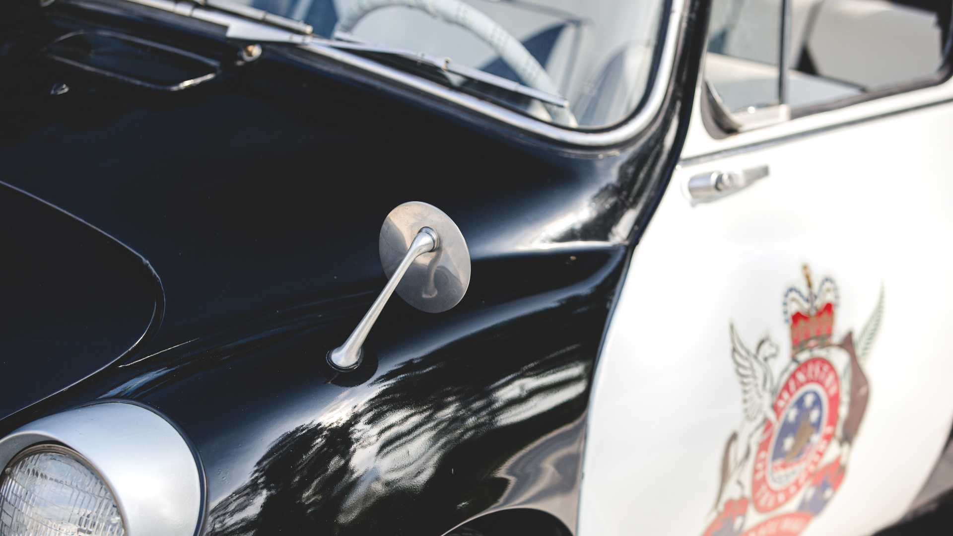 Đấu giá Subaru 360: Xe cảnh sát dễ thương nhất mọi thời đại - 14 Đấu giá Subaru 360: Xe cảnh sát dễ thương nhất mọi thời đại - 14