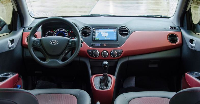 Hyundai Grand i10 và Kia Morning bản cao cấp, xe nào cho người mới? - 3 Hyundai Grand i10 và Kia Morning bản cao cấp, xe nào cho người mới? - 3