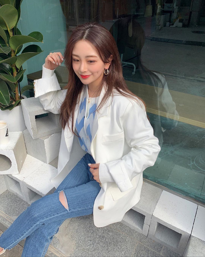 4 lối lên đồ với skinny jeans đảm bảo 'ăn tiền', vừa tôn dáng lại vừa trendy chẳng ai dám chê bạn lỗi mốt - 11 4 lối lên đồ với skinny jeans đảm bảo 'ăn tiền', vừa tôn dáng lại vừa trendy chẳng ai dám chê bạn lỗi mốt - 11