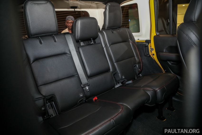 Jeep Wrangler Unlimited Rubicon quay trở lại Malaysia, hi vọng sẽ sớm về Việt Nam - 9 Jeep Wrangler Unlimited Rubicon quay trở lại Malaysia, hi vọng sẽ sớm về Việt Nam - 9