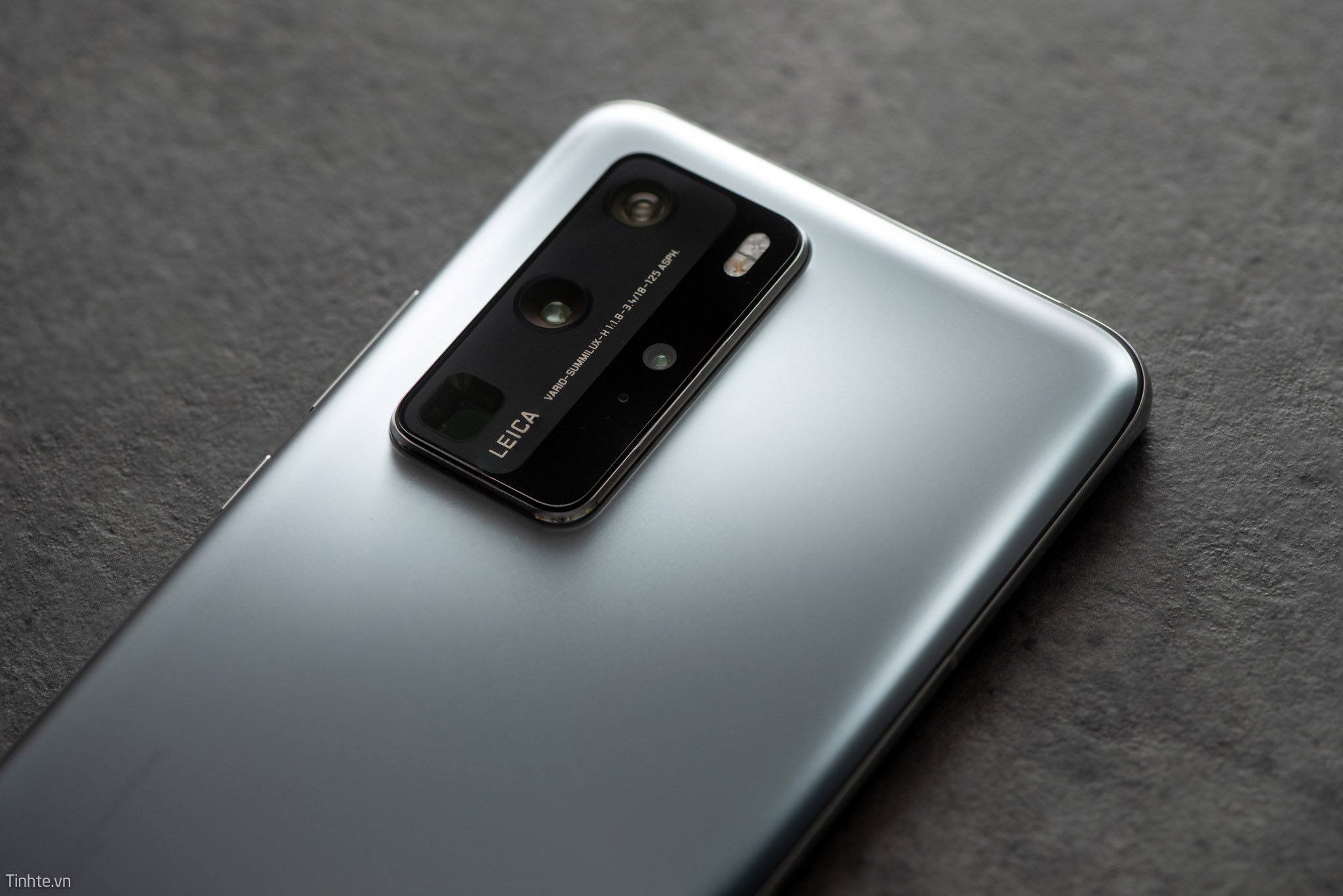 Huawei ra mắt P40, dòng smartphone cao cấp không chạy Android - 4 Huawei ra mắt P40, dòng smartphone cao cấp không chạy Android - 4