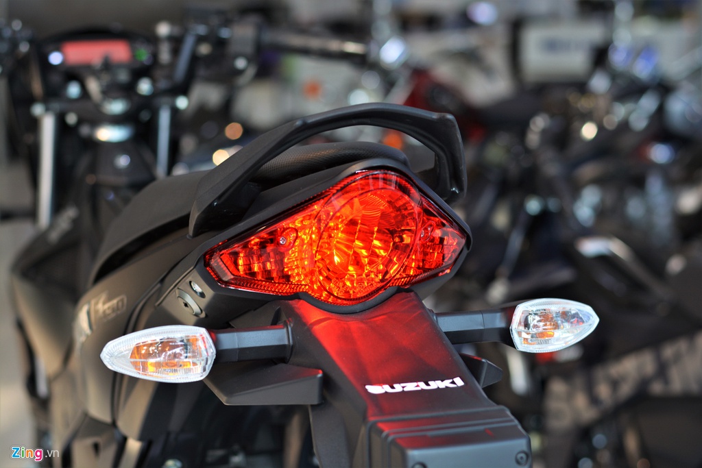 Mua xe côn tay 150 cc - chọn Suzuki Satria chính hãng hay Honda Sonic? - 5 Mua xe côn tay 150 cc - chọn Suzuki Satria chính hãng hay Honda Sonic? - 5