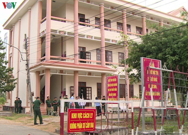 Cụ bà 81 tuổi tử vong tại khu cách ly tập trung ở Tiền Giang âm tính với Covid-19 Cụ bà 81 tuổi tử vong tại khu cách ly tập trung ở Tiền Giang âm tính với Covid-19