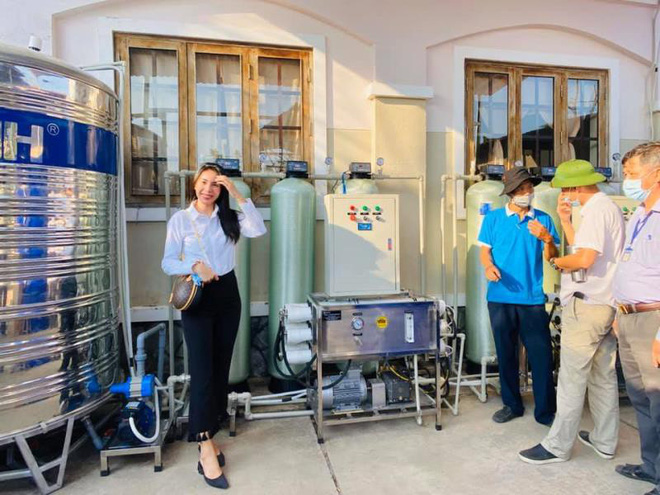Thủy Tiên: "Người ta nói tôi lừa tiền, dùng tiền để làm màu, đánh bóng tên tuổi" - 1 Thủy Tiên: "Người ta nói tôi lừa tiền, dùng tiền để làm màu, đánh bóng tên tuổi" - 1