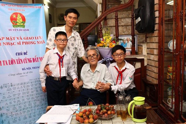 Nghệ sĩ tiếc thương trước sự ra đi của tác giả 'Ai yêu Bác Hồ Chí Minh hơn thiếu niên nhi đồng' - 1 Nghệ sĩ tiếc thương trước sự ra đi của tác giả 'Ai yêu Bác Hồ Chí Minh hơn thiếu niên nhi đồng' - 1