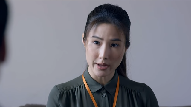 Tình yêu và tham vọng tập 3: Hoàng Thổ sập bẫy Phong 'cáo già', Linh ngã vào vòng tay sếp Tình yêu và tham vọng tập 3: Hoàng Thổ sập bẫy Phong 'cáo già', Linh ngã vào vòng tay sếp