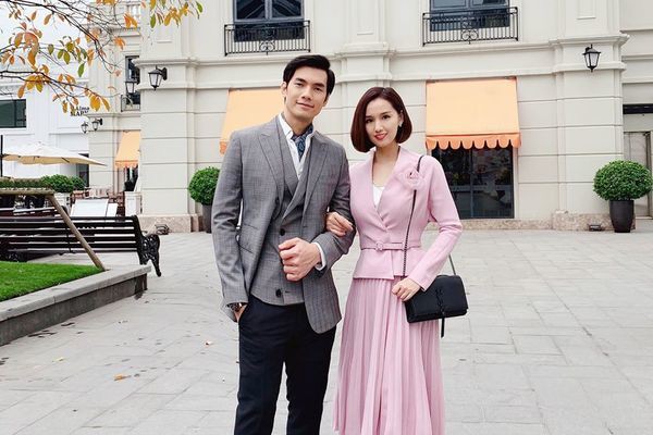 Đầu tư không kém 'Hạ cánh nơi anh', 'Tình yêu và tham vọng' cũng đưa cả dàn diễn viên sang châu Âu tráng lệ ghi hình - 5 Đầu tư không kém 'Hạ cánh nơi anh', 'Tình yêu và tham vọng' cũng đưa cả dàn diễn viên sang châu Âu tráng lệ ghi hình - 5