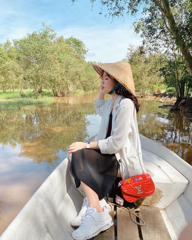 Lộ info gái xinh khiến Quang Hải - Nhật Lê vừa tái hợp đã 'toang' thêm lần nữa - 3 Lộ info gái xinh khiến Quang Hải - Nhật Lê vừa tái hợp đã 'toang' thêm lần nữa - 3