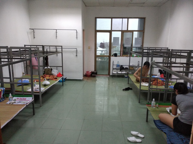 Sinh viên ĐH Y Thái Bình viết đơn tình nguyện tham gia chống dịch: 'Đến ngành nghề của mình còn không dám xông pha thì sao xứng với hai từ y đức' - 1 Sinh viên ĐH Y Thái Bình viết đơn tình nguyện tham gia chống dịch: 'Đến ngành nghề của mình còn không dám xông pha thì sao xứng với hai từ y đức' - 1