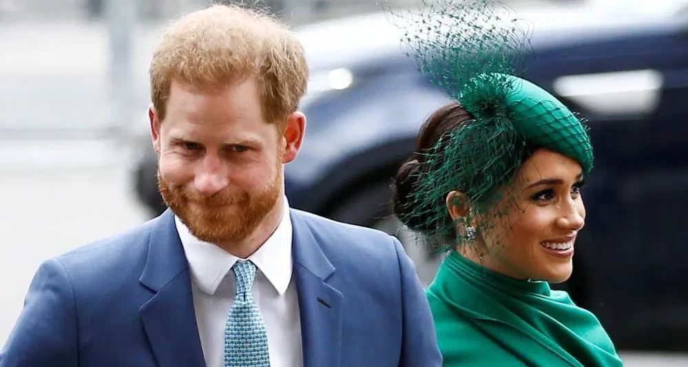 Hoàng tử Harry và công nương Meghan chính thức rời Hoàng gia Anh Hoàng tử Harry và công nương Meghan chính thức rời Hoàng gia Anh