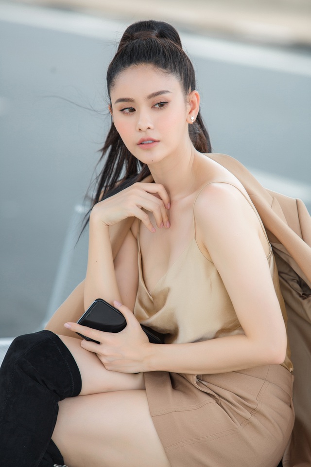 Những sao Việt nữ thay đổi phong cách sau ly hôn - 4 Những sao Việt nữ thay đổi phong cách sau ly hôn - 4