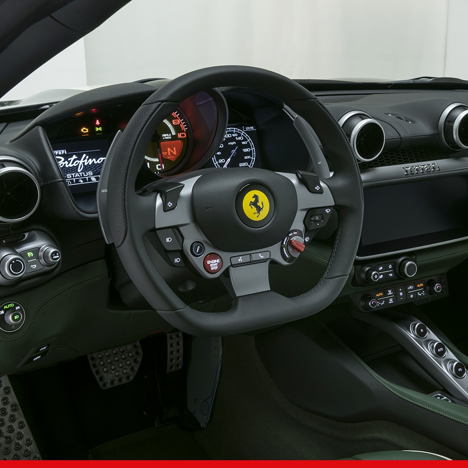 Ferrari Portofino lạ mắt trong 'bộ cánh' siêu độc màu xanh sậm - 3 Ferrari Portofino lạ mắt trong 'bộ cánh' siêu độc màu xanh sậm - 3