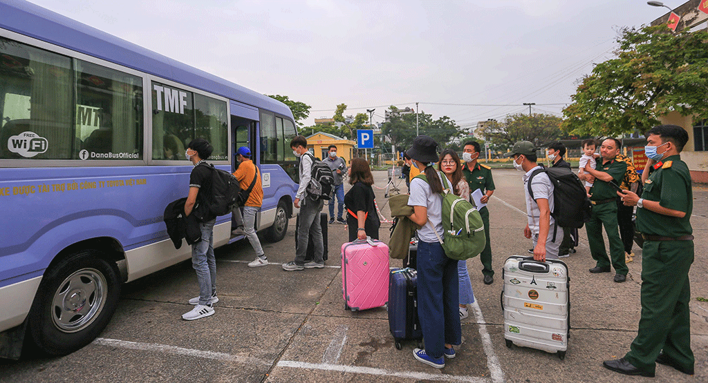 Cảm động tang lễ vái vọng trong khu cách ly: Người mất chắc chắn sẽ hiểu... Cảm động tang lễ vái vọng trong khu cách ly: Người mất chắc chắn sẽ hiểu...