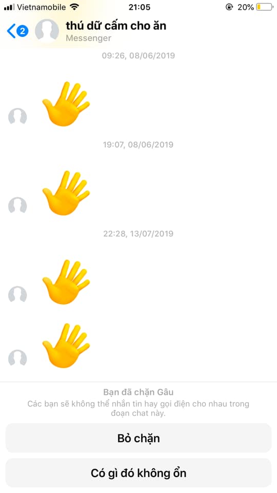 Mỗi lần say lại gửi icon vẫy tay cho crush loạn xạ nhưng không nói gì, thanh niên nhận ngay quả 'block' lạnh lùng Mỗi lần say lại gửi icon vẫy tay cho crush loạn xạ nhưng không nói gì, thanh niên nhận ngay quả 'block' lạnh lùng