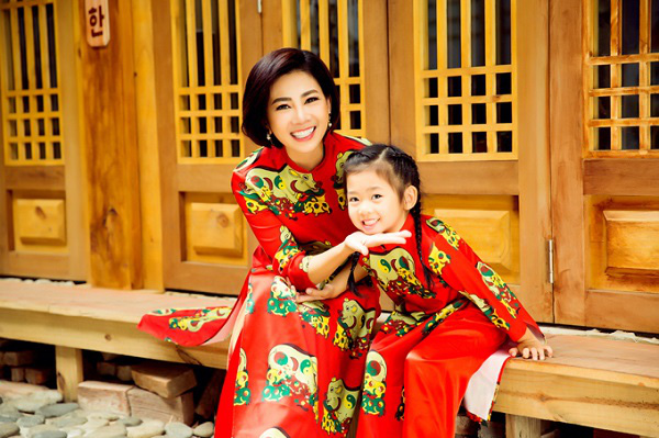 NSND Hồng Vân: 'Chúng ta nên chờ đợi xem Phùng Ngọc Huy sẽ làm thế nào để nhận nuôi Lavie' - 1 NSND Hồng Vân: 'Chúng ta nên chờ đợi xem Phùng Ngọc Huy sẽ làm thế nào để nhận nuôi Lavie' - 1