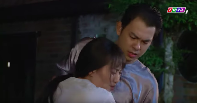 Luật trời tập 6: Hết cởi cúc áo lao vào ngực chồng em gái, Trang lại vén quần lên để quyến rũ mà vẫn chẳng xong - 5 Luật trời tập 6: Hết cởi cúc áo lao vào ngực chồng em gái, Trang lại vén quần lên để quyến rũ mà vẫn chẳng xong - 5
