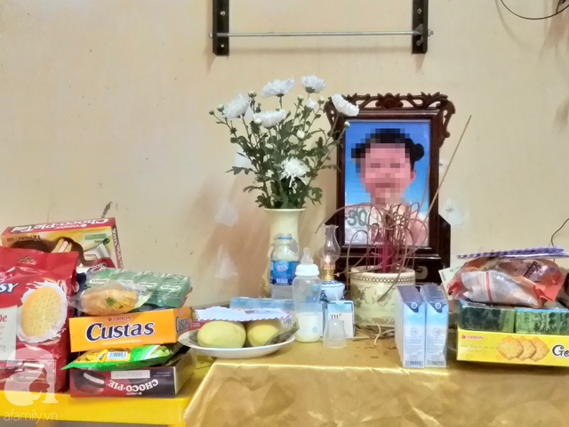 Màn kịch yêu thương của mẹ đẻ và bố dượng bạo hành bé gái 3 tuổi đến tử vong Màn kịch yêu thương của mẹ đẻ và bố dượng bạo hành bé gái 3 tuổi đến tử vong