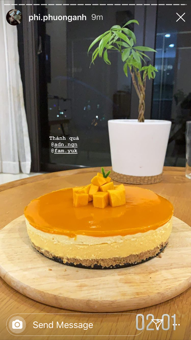 Hội bạn thân Phí Phương Anh rủ nhau làm bánh ăn lúc 2h sáng: Tầm này, ai cũng béo lên nhưng kệ thôi ăn ngon mới đã - 8 Hội bạn thân Phí Phương Anh rủ nhau làm bánh ăn lúc 2h sáng: Tầm này, ai cũng béo lên nhưng kệ thôi ăn ngon mới đã - 8
