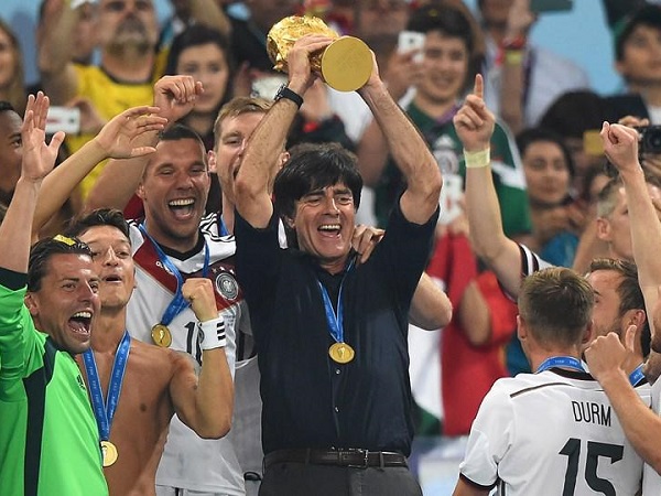Joachim Loew đi vào lịch sử sau khi.. LĐBĐ Uruguay sa thải HLV trưởng Joachim Loew đi vào lịch sử sau khi.. LĐBĐ Uruguay sa thải HLV trưởng