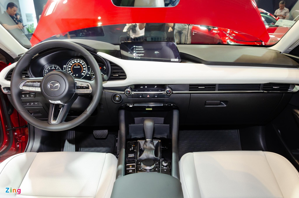 Mazda3 1.5L Luxury và Hyundai Elantra 1.6T - 750 triệu chọn xe nào? - 8 Mazda3 1.5L Luxury và Hyundai Elantra 1.6T - 750 triệu chọn xe nào? - 8