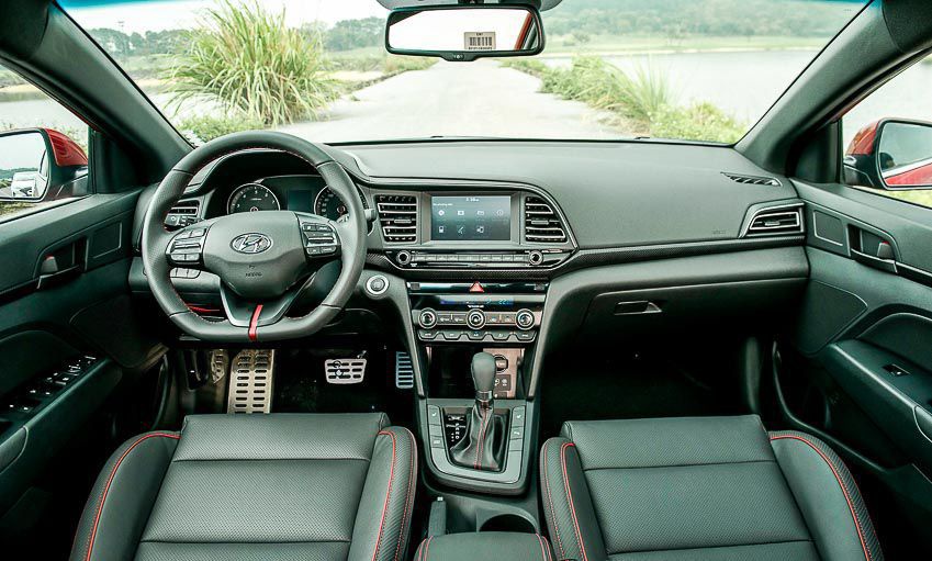 Mazda3 1.5L Luxury và Hyundai Elantra 1.6T - 750 triệu chọn xe nào? - 9 Mazda3 1.5L Luxury và Hyundai Elantra 1.6T - 750 triệu chọn xe nào? - 9