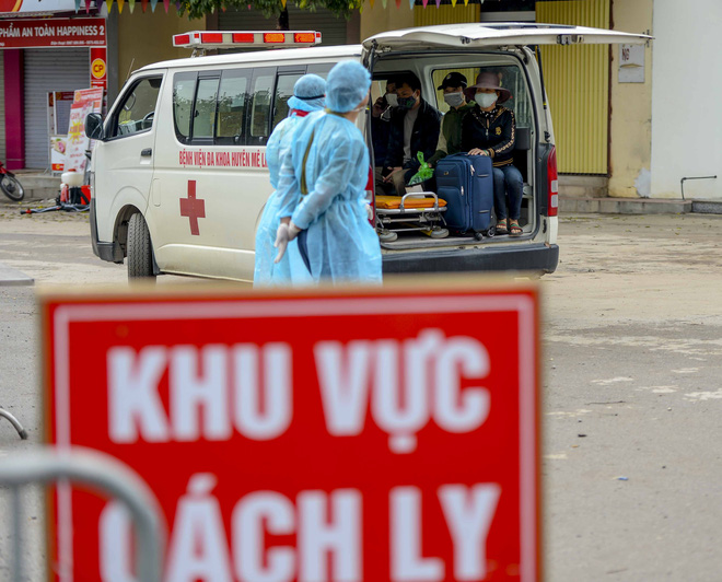 Bệnh nhân 243 điền toàn bộ vào ô 'không' khi khai báo y tế ở BV Phụ sản Hà Nội