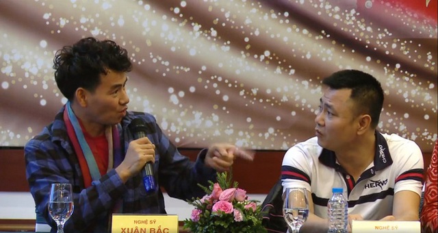 NSND Tự Long: 'Đừng để phụ nữ xen vào chuyện tiền bạc nhé, rách việc lắm' - 1 NSND Tự Long: 'Đừng để phụ nữ xen vào chuyện tiền bạc nhé, rách việc lắm' - 1