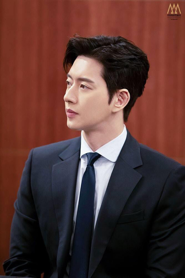 20 tài tử Hàn đẹp trai nhất mọi thời đại: Cả dàn đại nam thần Hyun Bin, Song Joong Ki bị vượt mặt, No.1 gây bất ngờ lớn - 7 20 tài tử Hàn đẹp trai nhất mọi thời đại: Cả dàn đại nam thần Hyun Bin, Song Joong Ki bị vượt mặt, No.1 gây bất ngờ lớn - 7