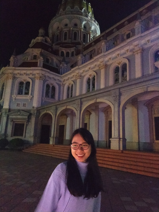 Nữ sinh Nghệ An đạt 8.0 IELTS, 800/800 SAT sau 2 tháng tự ôn: Trình độ ngang ngửa nhóm sinh viên giỏi nhất Harvard, MIT - 2 Nữ sinh Nghệ An đạt 8.0 IELTS, 800/800 SAT sau 2 tháng tự ôn: Trình độ ngang ngửa nhóm sinh viên giỏi nhất Harvard, MIT - 2