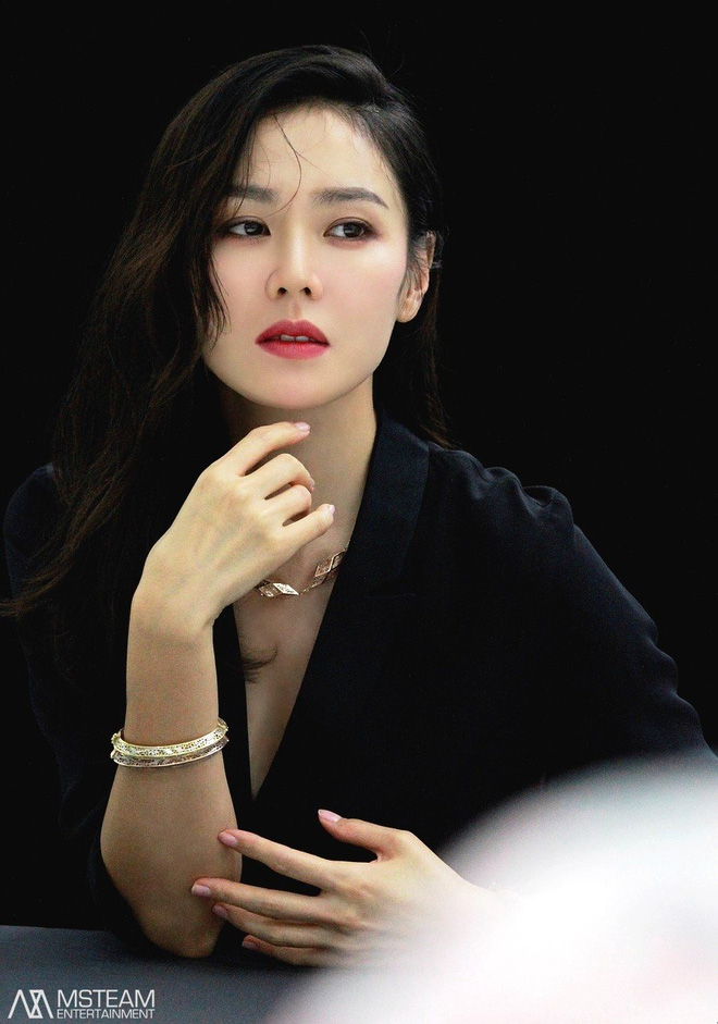 BXH 20 nữ diễn viên Hàn đẹp nhất mọi thời đại: Top 3 gây tranh cãi, vị trí Song Hye Kyo, Son Ye Jin và các nữ thần quá khó hiểu - 31 BXH 20 nữ diễn viên Hàn đẹp nhất mọi thời đại: Top 3 gây tranh cãi, vị trí Song Hye Kyo, Son Ye Jin và các nữ thần quá khó hiểu - 31