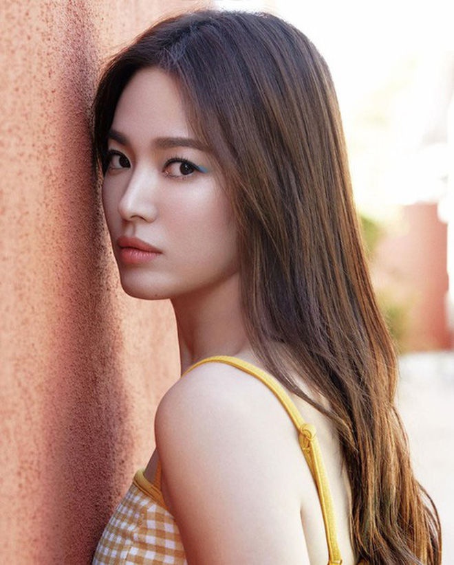 BXH 20 nữ diễn viên Hàn đẹp nhất mọi thời đại: Top 3 gây tranh cãi, vị trí Song Hye Kyo, Son Ye Jin và các nữ thần quá khó hiểu - 29 BXH 20 nữ diễn viên Hàn đẹp nhất mọi thời đại: Top 3 gây tranh cãi, vị trí Song Hye Kyo, Son Ye Jin và các nữ thần quá khó hiểu - 29