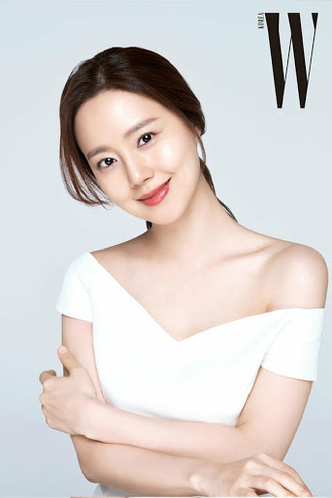 BXH 20 nữ diễn viên Hàn đẹp nhất mọi thời đại: Top 3 gây tranh cãi, vị trí Song Hye Kyo, Son Ye Jin và các nữ thần quá khó hiểu BXH 20 nữ diễn viên Hàn đẹp nhất mọi thời đại: Top 3 gây tranh cãi, vị trí Song Hye Kyo, Son Ye Jin và các nữ thần quá khó hiểu