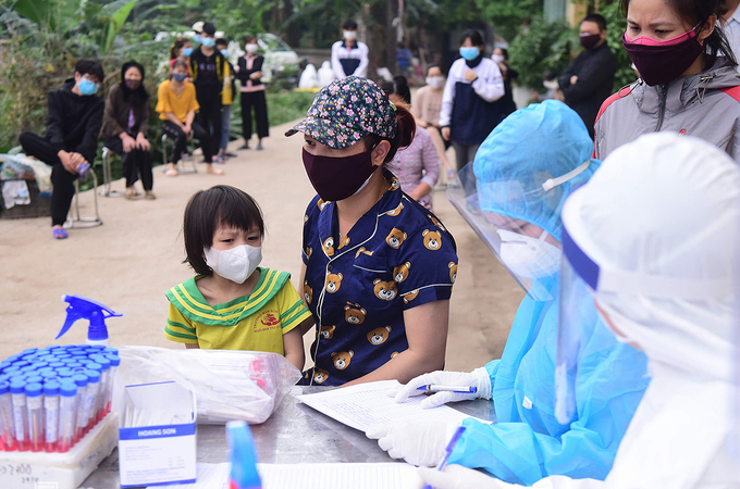 Giám đốc Sở Y tế Hà Nội: Trên địa bàn TP còn tiềm ẩn nguy cơ phát sinh các ổ dịch phức tạp - 1 Giám đốc Sở Y tế Hà Nội: Trên địa bàn TP còn tiềm ẩn nguy cơ phát sinh các ổ dịch phức tạp - 1